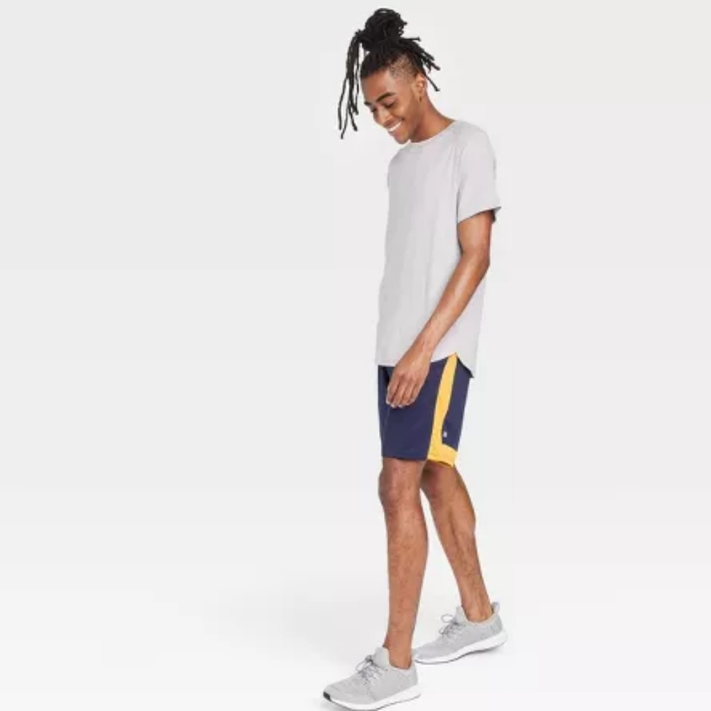 06. Men's Mesh Shorts - All in Motion